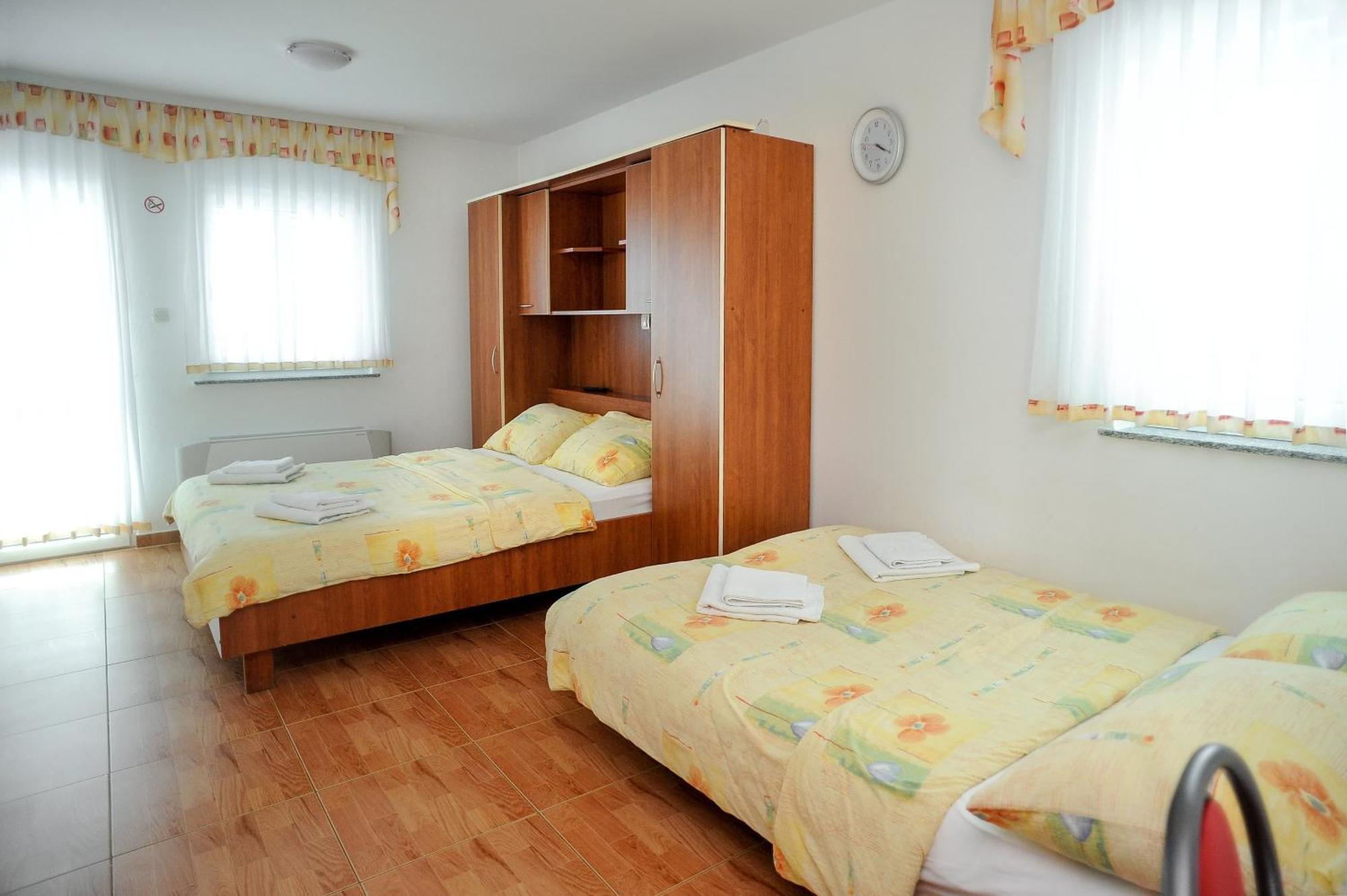 Apartmani Vila Caska Novalja Pokój zdjęcie